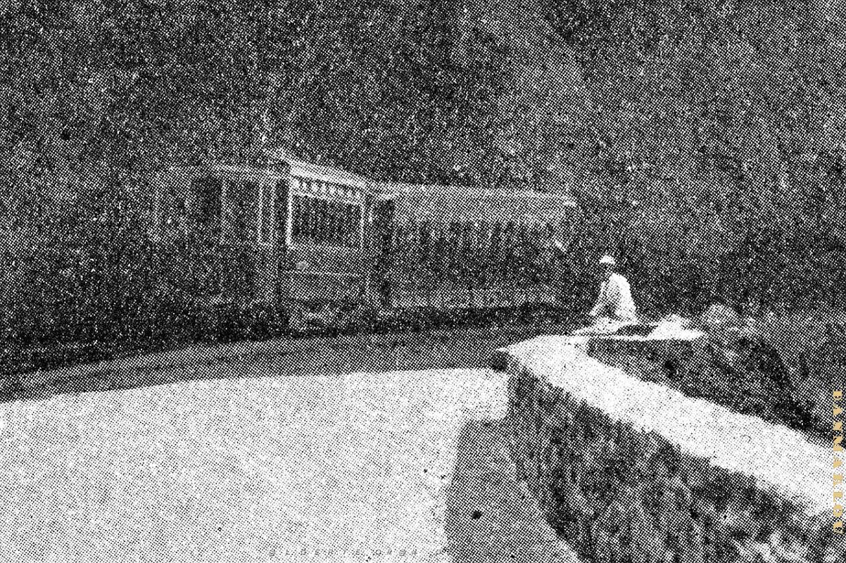 CO f- 023- Rocher de la vieille.jpg